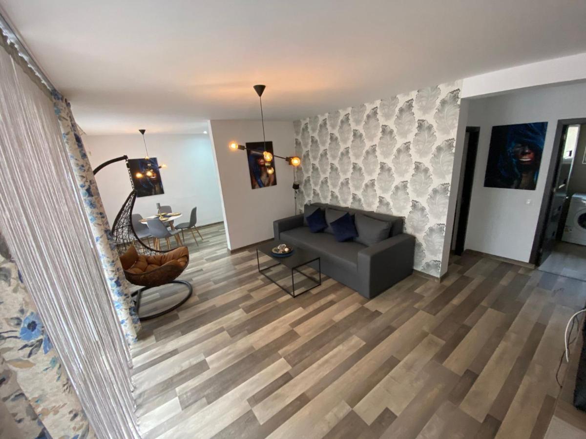 Apartament Ella T8 ナボダリ エクステリア 写真